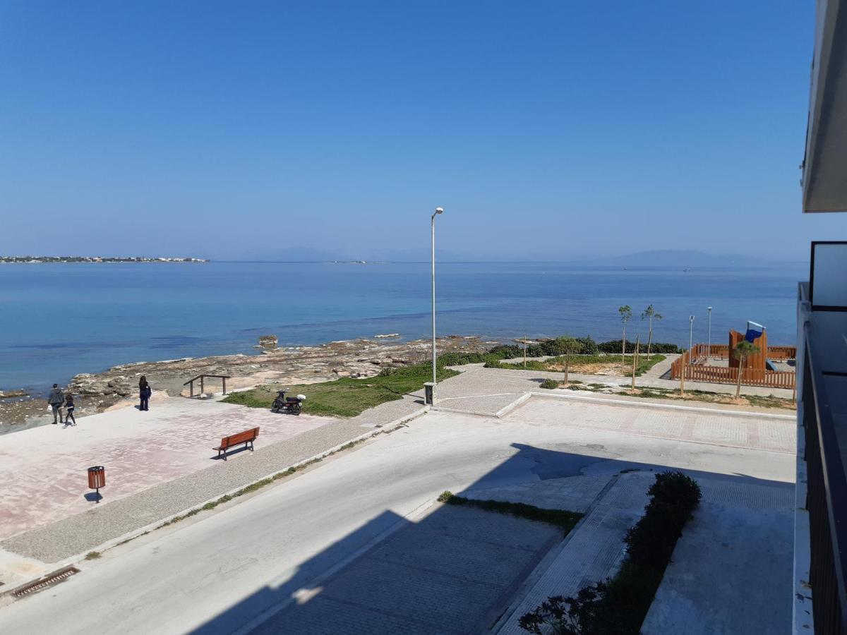Faros Apartments Артеміда Екстер'єр фото